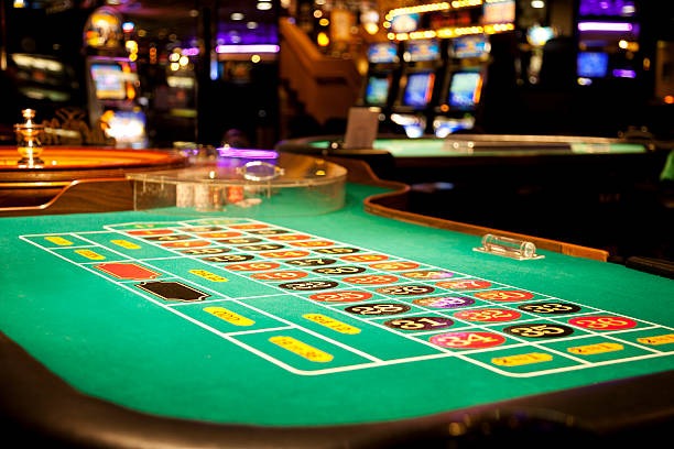 Live roulette wheel at muliatoto studio